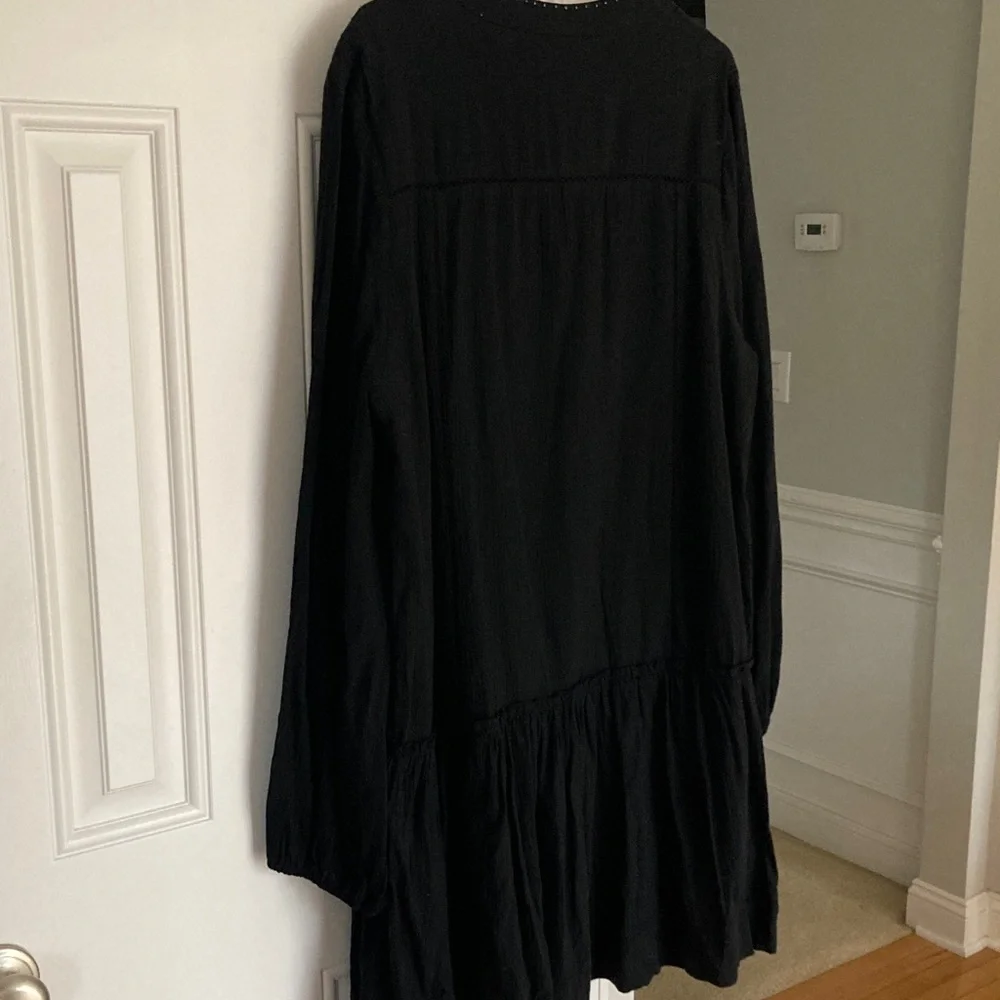 New: Pomander Place V-Neck Ophelia Drop Waist Coverup Dress. Black. Size XXL